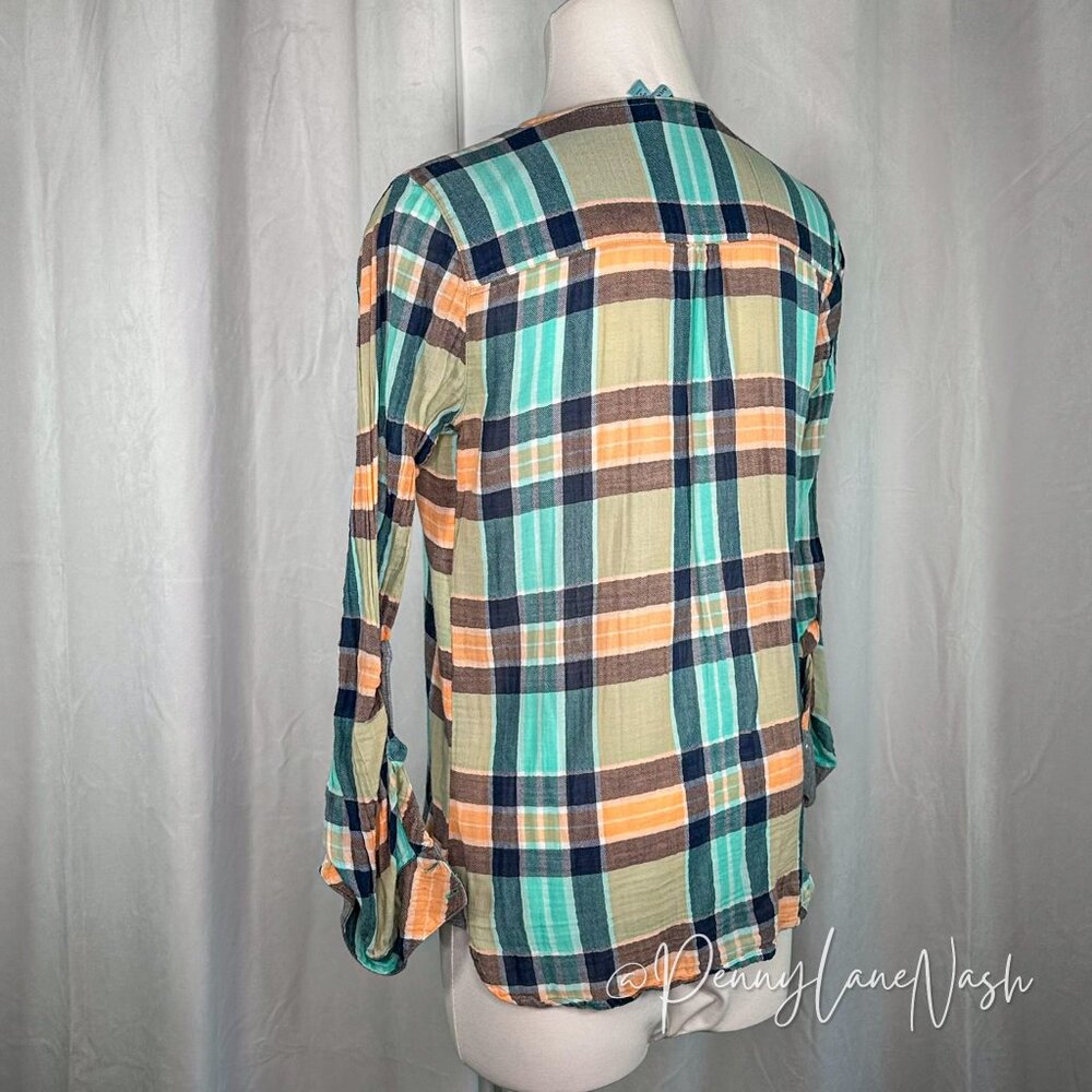 C&C California Split Neck Crinkle Plaid Shirt Canteloupe - Picture 10 of 10
